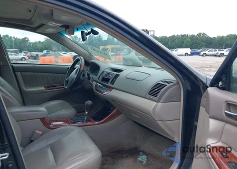 2002 Toyota Camry Xle V6 from USA, damaged, VIN 4T1BF30K72U004905